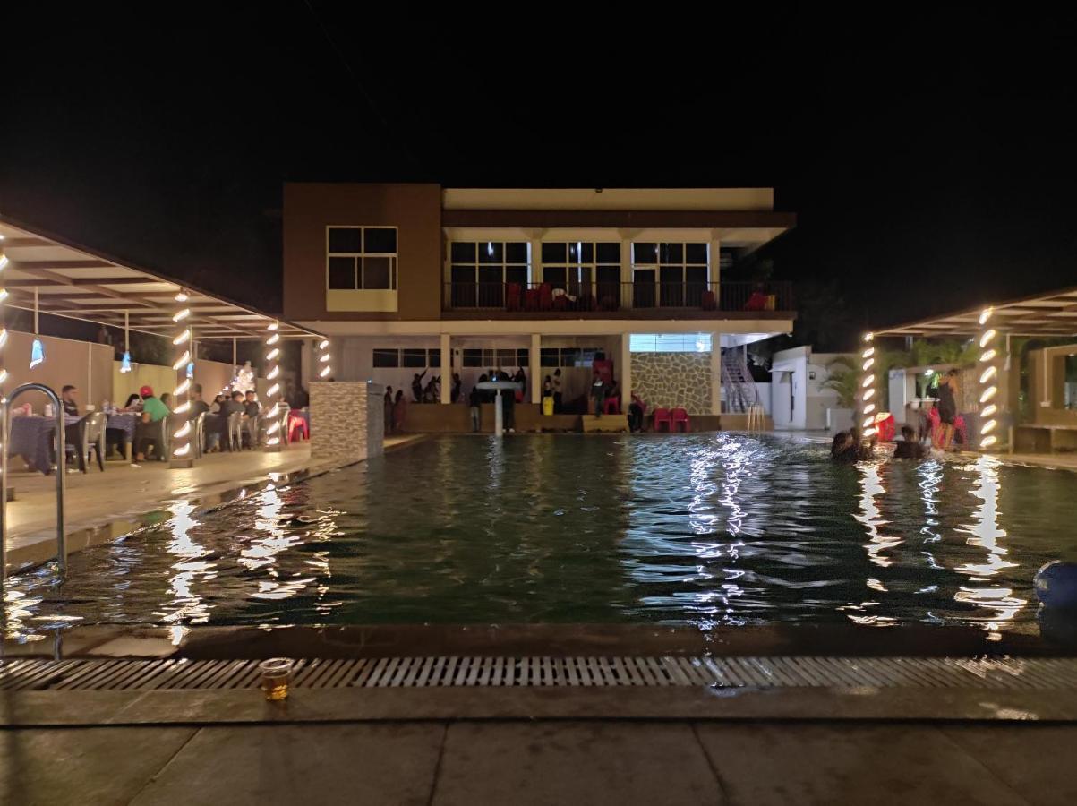 3Season Resort Hampi Kültér fotó